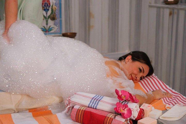 Traditional Turkish Bath Experience in Istanbul