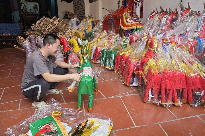 バクニン・オフ・ザ・マップ：秘密の歌、神聖な道＆隠された工芸品
