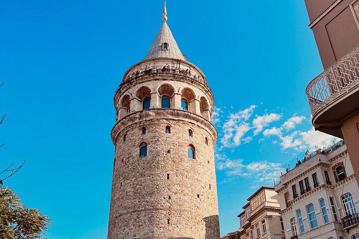 Istanbul Old and Modern Tour with Lunch and Bosphorus Cruise