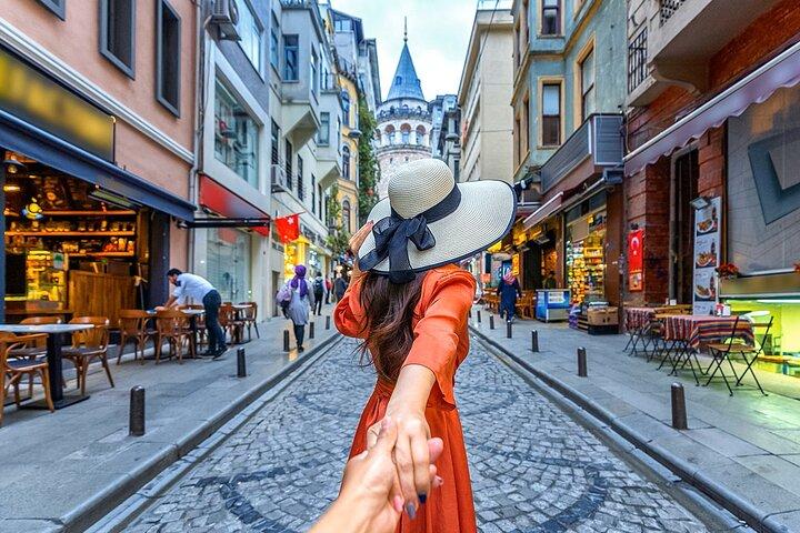 Istanbul Old and Modern Tour with Lunch and Bosphorus Cruise