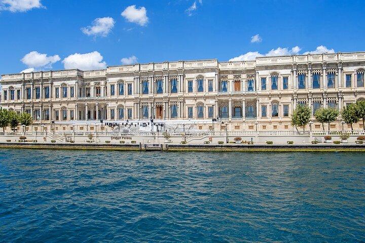 Istanbul Old and Modern Tour with Lunch and Bosphorus Cruise