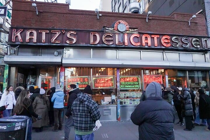 Skip-the-Line Lower East Side Food Tour with Museum Entry