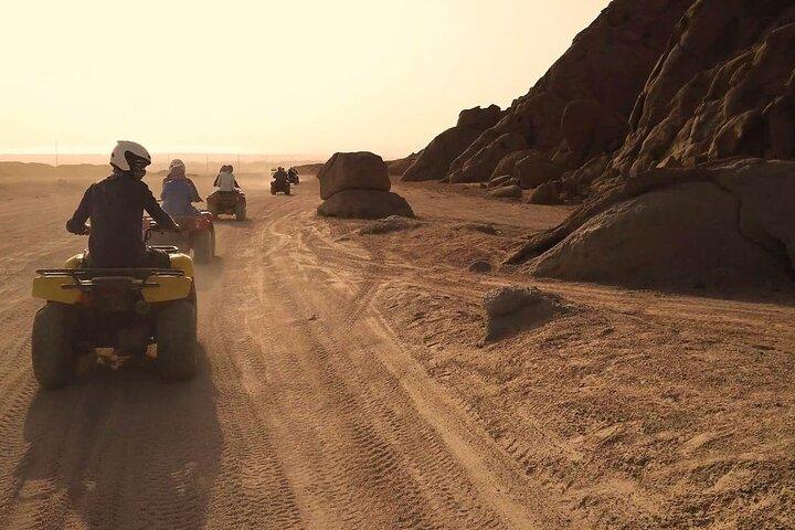 Restauranter i nærheden af Hurghada Desert Safari Quad Bike with Bedouin Dinner & Show
