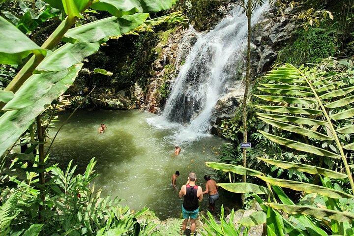 Ganztagesausflug zum Marinka-Wasserfall und zur Minca-Bergkette
