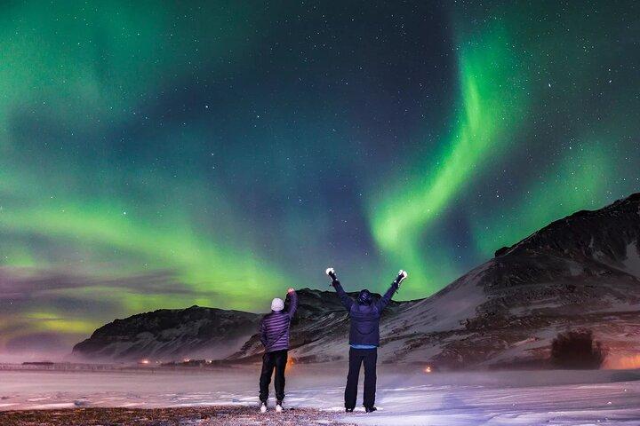 Tour di Reykjavik Northern Lights 4x4 per piccoli gruppi con foto Professionisti