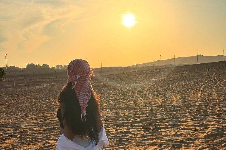 Restauranter i nærheden af Dubai Desert Safari | Dune Bashing, Camel Ride & BBQ Dinner