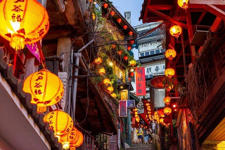 Houtong Cat Village & Jiufen A-Mei Teahouse & Shifen dagtour
