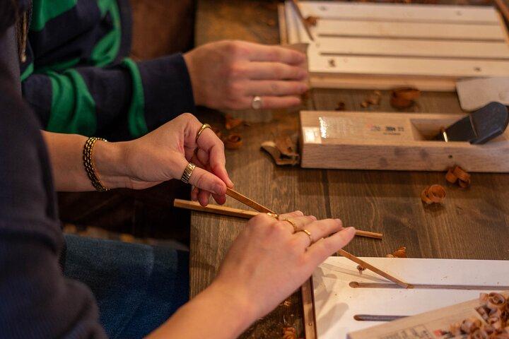 Kyoto : Chopsticks Making Workshop med Graving Option i Gion