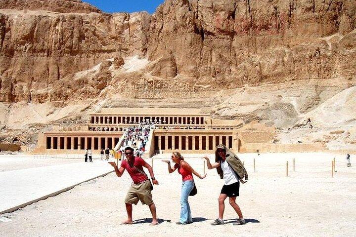 Luxor Valley of the Kings and Tutankhamun Tomb Trip de Hurghada