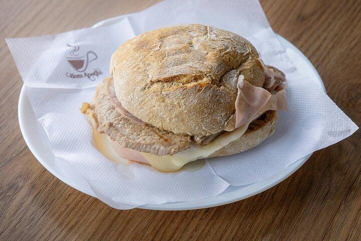 Tour a piedi di degustazione di cibo e vino di Porto