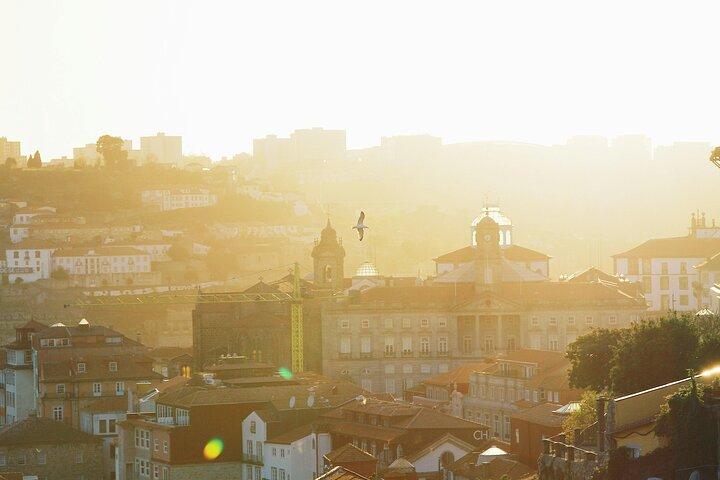 Tour a piedi di degustazione di cibo e vino di Porto