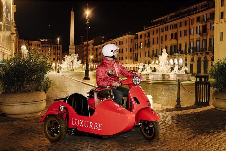 Vespa Sidecar Tour: Rome by Night