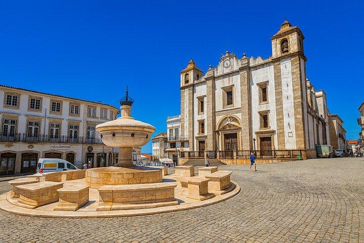 De Lisboa: ÉVORA MONSARAZ Vinhos do Alentejo