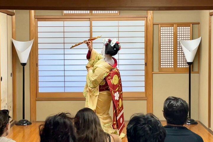 祇園の貸切茶屋で京都貸切芸妓体験