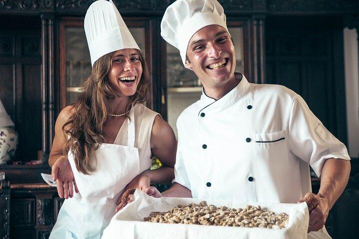 Tour del mercato di Catania e cucina in una dimora storica con Francesco