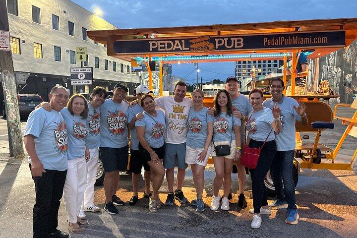 Miami Pedal Pub : Wynwood Arts District Bike And Brunch Ride (マイアミ・ペダル・パブ : ウィンウッド・アーツ・ディストリクト・バイク・アンド・ブランチ・ライド)