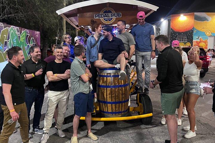 Miami Pedal Pub : Wynwood Arts District Bike And Brunch Ride (マイアミ・ペダル・パブ : ウィンウッド・アーツ・ディストリクト・バイク・アンド・ブランチ・ライド)