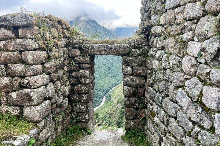 Classic Inca Trail 4 Dias para Machu Picchu com trem panorâmico