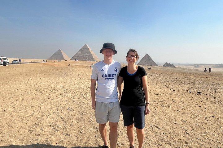Private Giza Pyramids and Great Sphinx Stopover Experience