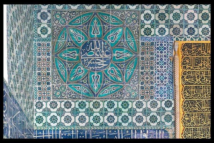 Ottoman Palaces in Istanbul: Topkapi Palace and Dolmabahce Palace