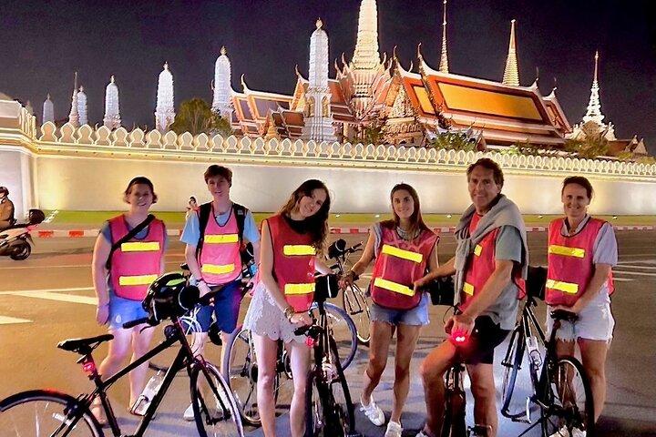 Bangkok Nachtradtour : Chinatown, Tempel und Straßendinner