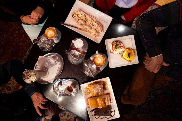 Vienna Food Tour: Coffeehouses, Markets, Lunch & Street Food