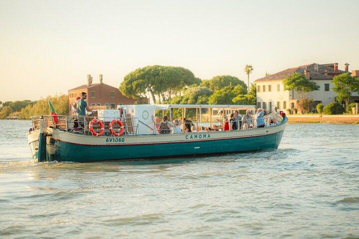 Tour de Murano, Burano, Torcello en barco clásico veneciano