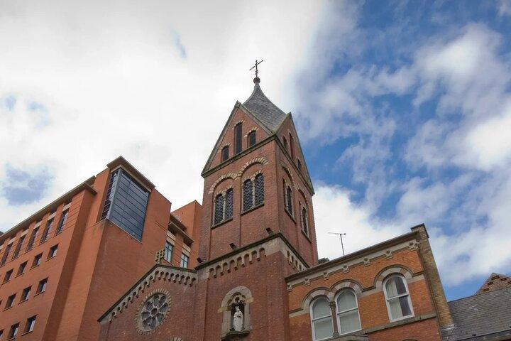 Explorez Manchester Self Guided Walking Tour avec Audio Guide