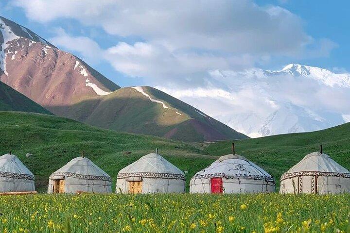 Hoteller i nærheden af Issyk Kul Nomadic - Karakol Ski Adventure