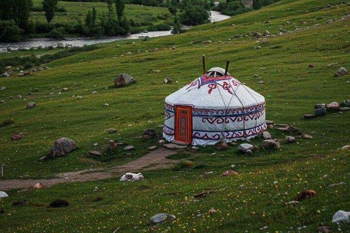 2 - Day Private Express : Issyk Kul Nomadic - Karakol Ski Adventure