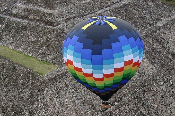 Private Tour Teotihuacan & Balloon Flight Bespoke Experience