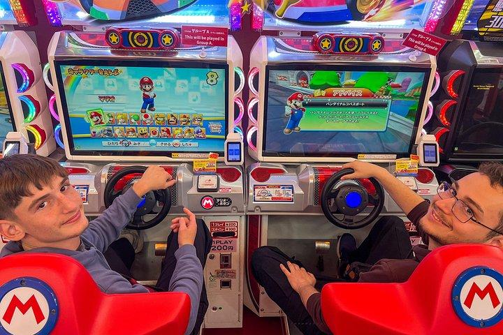 ビンテージゲームアニメとガチャポン体験で秋葉原巡り