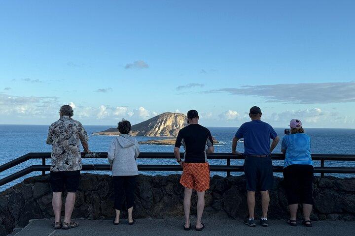一人旅や少人数のグループに最適なオアフ島サークルツアー