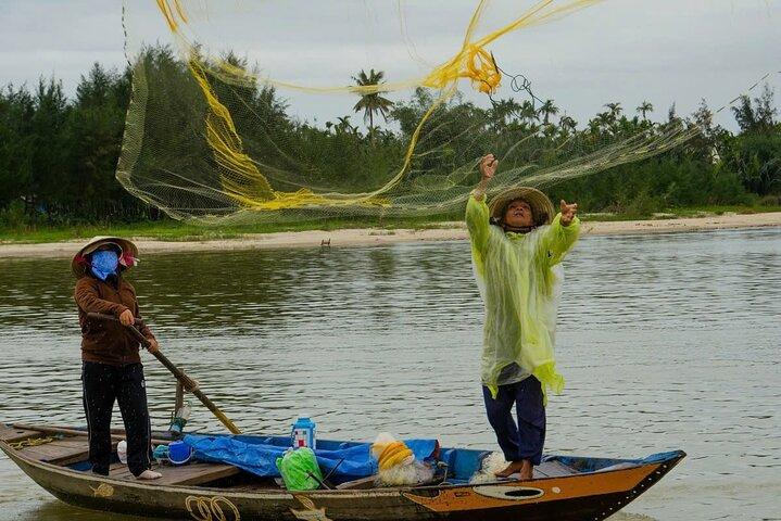 Paseo en barco y taller de café vietnamita