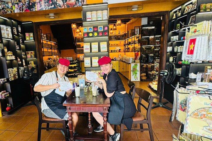 Paseo en barco y taller de café vietnamita