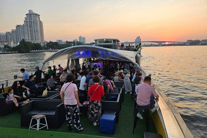 Crucero por el río Chao Phraya Bangkok