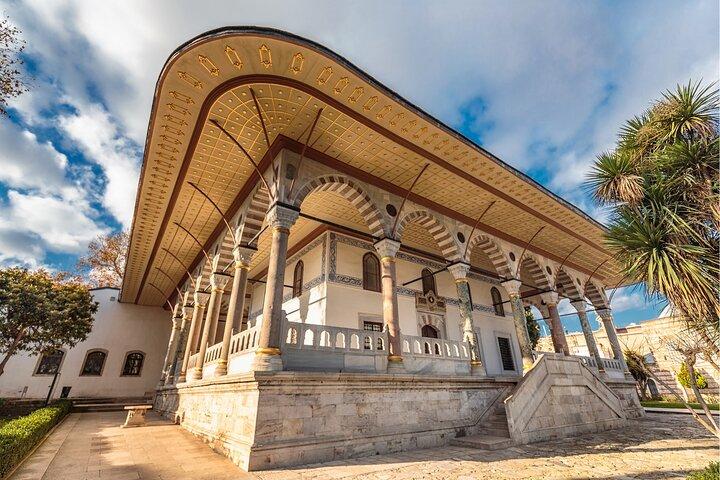 Full-Day Istanbul Old City, Topkapi Palace & Bosphorus Cruise