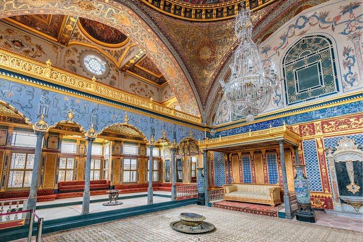 Full-Day Istanbul Old City, Topkapi Palace & Bosphorus Cruise
