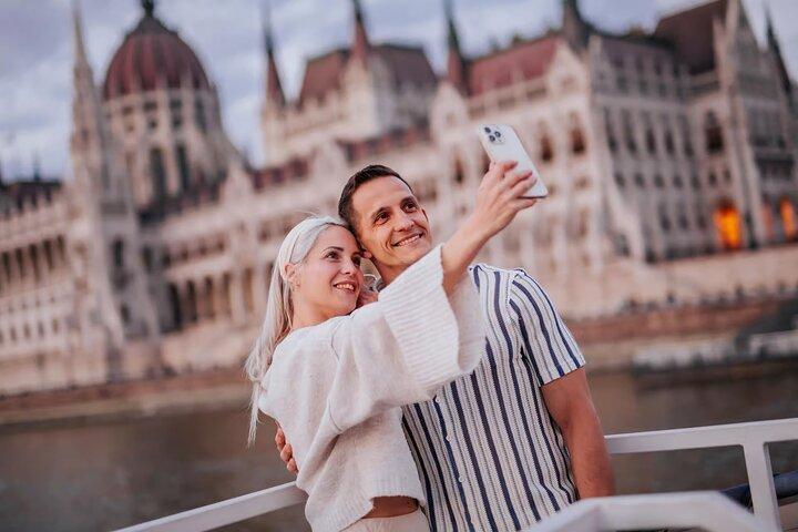 Budapest Lotus Cruise with Aperol and Prosecco Experience