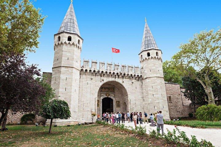 Private Best of Old City Tour: Hagia Sophia, Blue Mosque, Bazaar