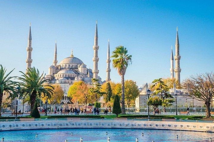 Private Best of Old City Tour: Hagia Sophia, Blue Mosque, Bazaar
