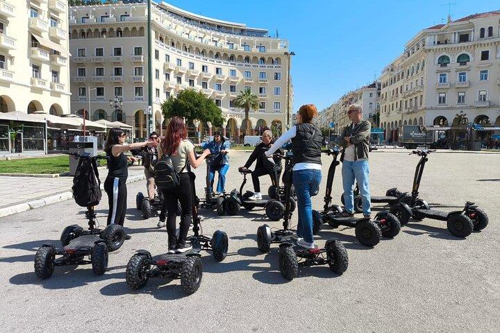 Tournée en scooter à quatre roues à Thessalonique