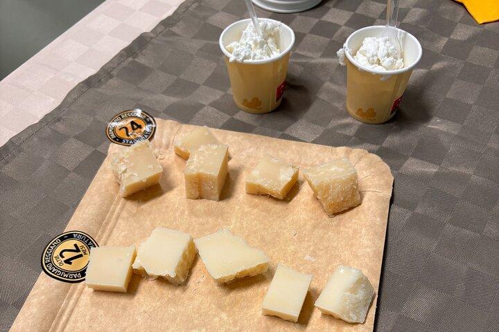 Small Group Reggio Half-Day Food & Wine Tour with Local Producers