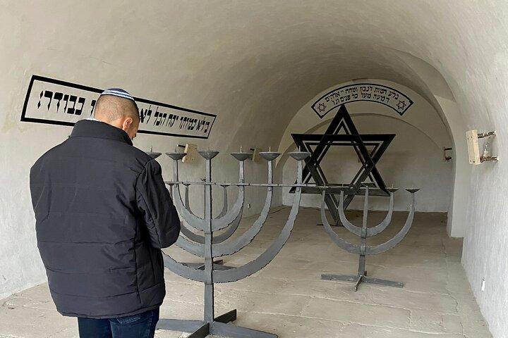 Bat-El Terezin Tour do Holocausto do Centro de Praga (7 pax)