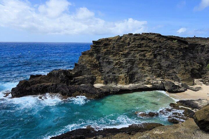 Tour privado personalizado de Oahu en Sprinter Van | Hasta 10 huéspedes