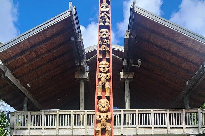 Private Tour an die Westküste von Auckland: Piha Beach und Karekare Falls