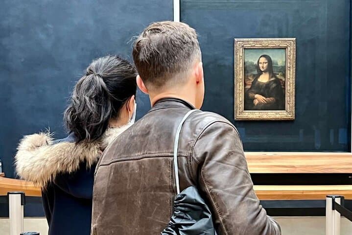 Paris: Complete Louvre Private Tour with Mona Lisa