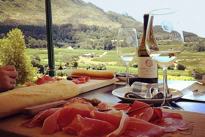 3-Days Cape Town African Dinner-Zip-lining -Cruise with Champagne