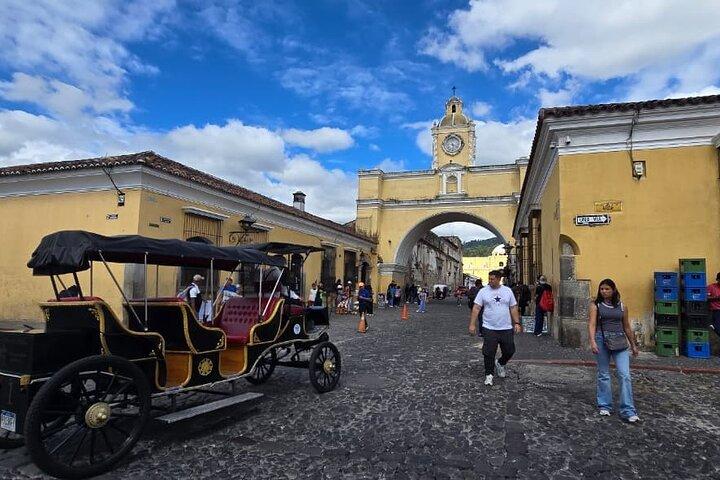 Vandretur i Antigua Guatemala: Historie, kultur og arkitektur