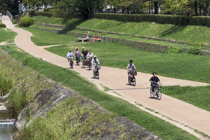 Depart from Kyoto Station: Half-Day E-Bike Tour with Kyotoite